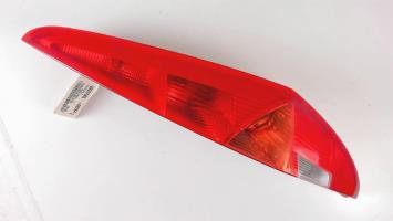 Fanale posteriore principale destro (luci)