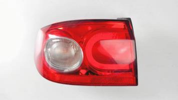 Fanale posteriore principale sinistro (luci)