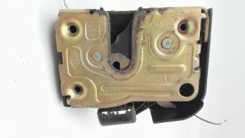 Cerradura delantera derecha