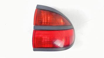 Fanale posteriore principale destro (luci)