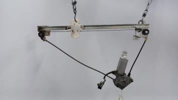 Elevalunas eléctrico delantero derecho