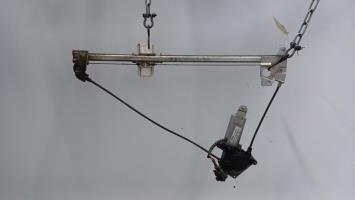 Elevalunas eléctrico delantero izquierdo