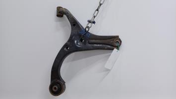 Triangle inferieur avant gauche