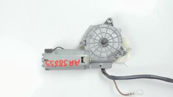 Moteur essuie glace arriere