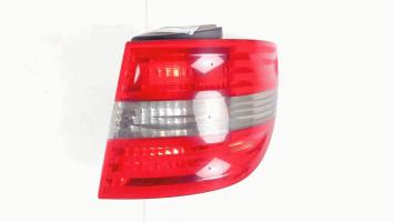 Fanale posteriore principale destro (luci)