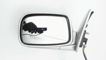 Retrovisor izquierdo