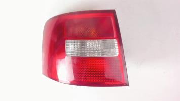 Fanale posteriore principale sinistro (luci)