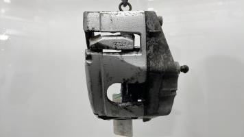 Etrier avant gauche (freinage)