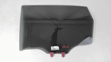 Luna trasera izquierda