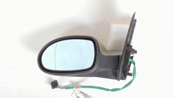 Retrovisor izquierdo