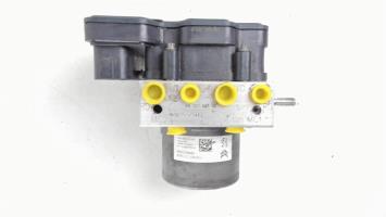 Blocco ABS (antibloccaggio freni)