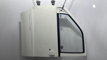 Porte avant gauche