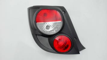 Fanale posteriore principale sinistro (luci)