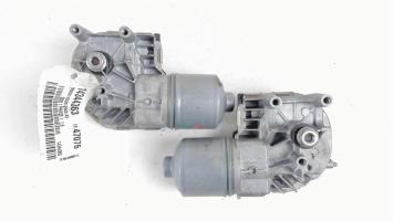 Moteur essuie glace avant