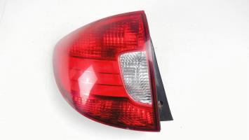 Fanale posteriore principale sinistro (luci)