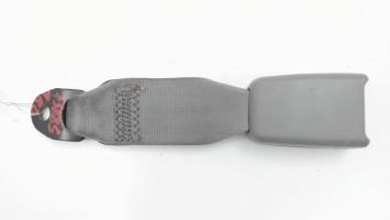 Attache ceinture arriere droit