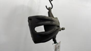 Etrier avant gauche (freinage)