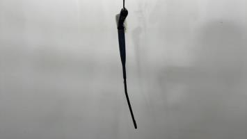 Bras essuie glace avant gauche
