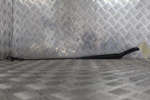 Bras essuie glace avant droit