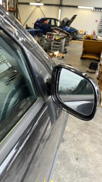 Retrovisor derecho