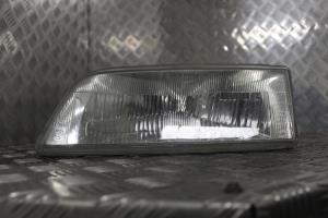 Gruppo ottico anteriore principale sinistro (luci)(faro)
