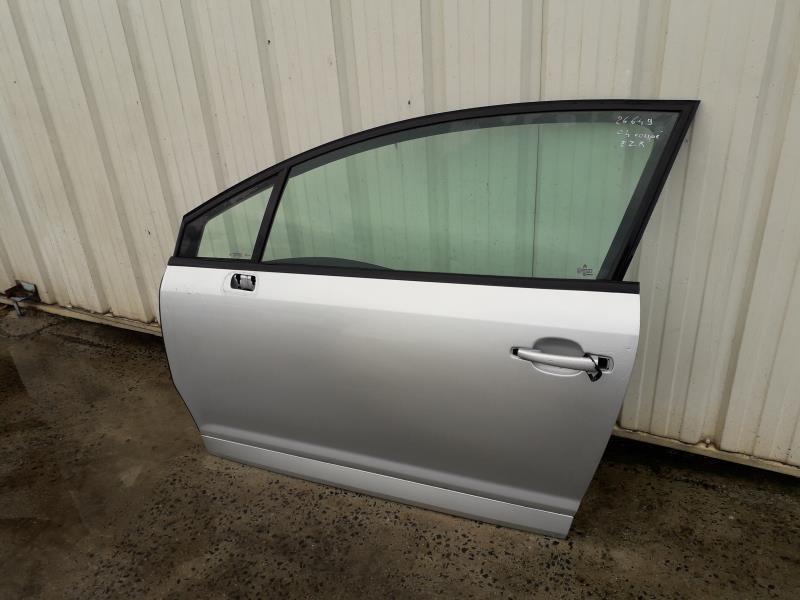 Porte avant gauche