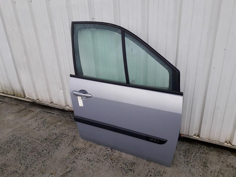 Porte avant droit