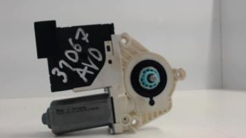 Moteur leve vitre avant droit