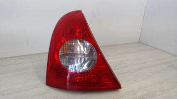 Fanale posteriore principale sinistro (luci)