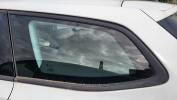 Custode arriere gauche