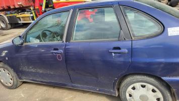 Porte avant gauche