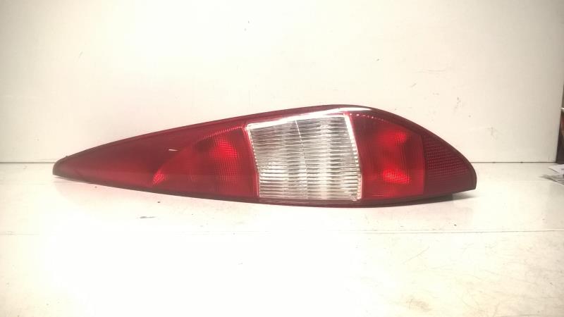 Fanale posteriore principale destro (luci)