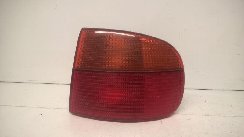 Fanale posteriore principale destro (luci)