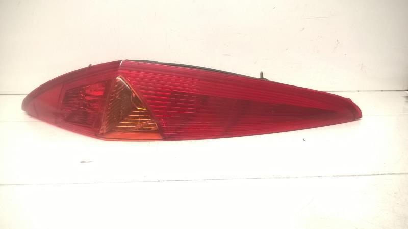 Fanale posteriore principale sinistro (luci)