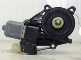Moteur leve vitre avant droit