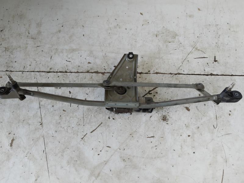 Moteur essuie glace avant