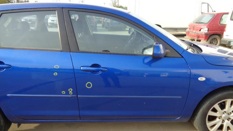 Porte avant droit