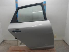 Puerta trasera derecha