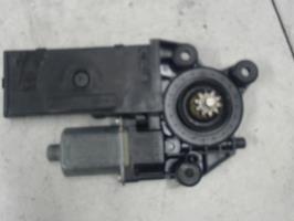 Moteur leve vitre avant gauche