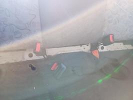 Attache ceinture arriere gauche