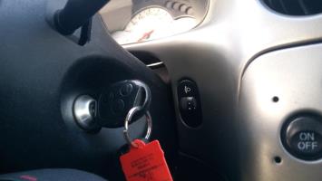 Motore tergicristallo anteriore