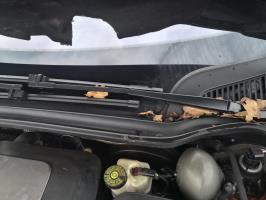 Bras essuie glace avant gauche