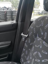 Ceinture avant droit