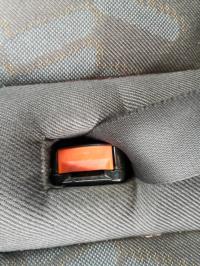 Attache ceinture arriere gauche