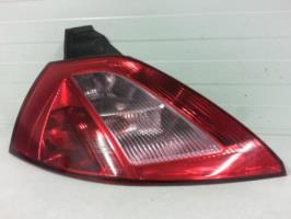 Fanale posteriore principale sinistro (luci)