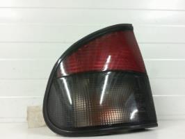 Fanale posteriore principale sinistro (luci)