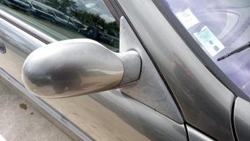 Retrovisor derecho