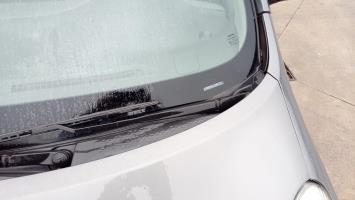 Bras essuie glace avant gauche
