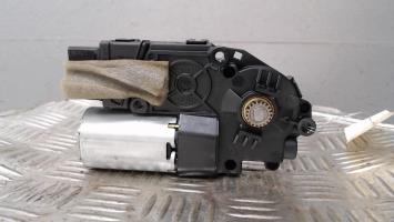 Moteur toit ouvrant
