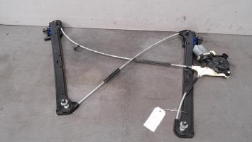 Mecanisme de leve vitre electrique avant gauche